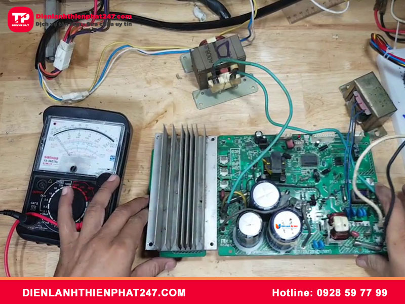 Cửa hàng sửa chữa bo mạch điện lạnh
