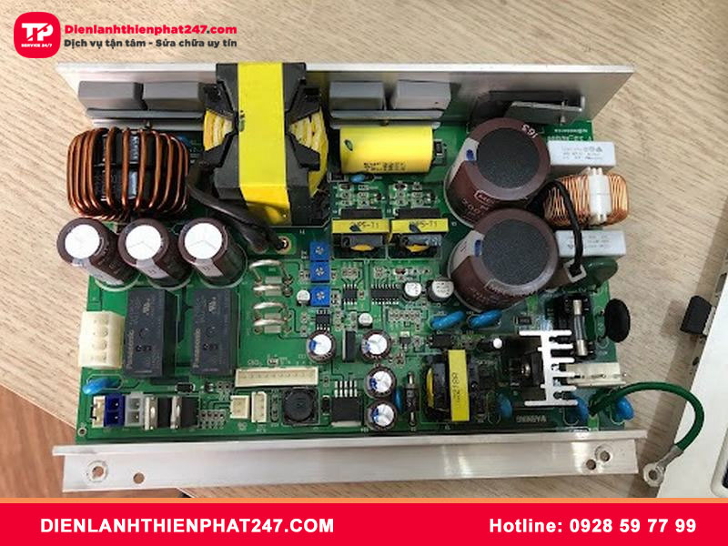 Cửa hàng sửa chữa bo mạch điện lạnh