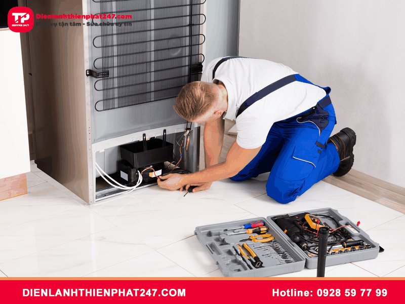 Thợ sửa tủ lạnh điện máy xanh